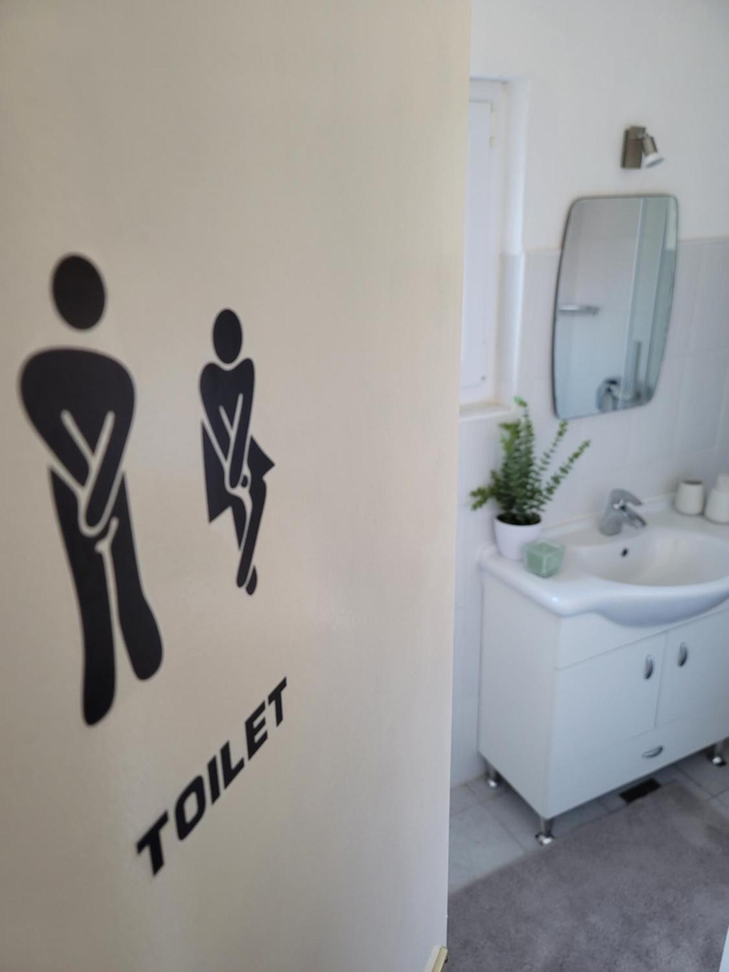 Apartments Lanterna Ražanac الغرفة الصورة